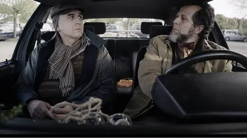 Casting Holly Weed S01E11 La douane