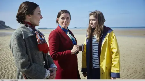 Holly Weed S01E02 Birdy