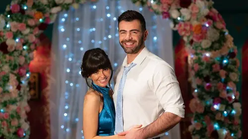 Hollyoaks : l'amour mode d'emploi E5499