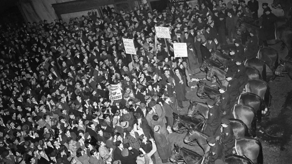 Hollywood sous la croix gammée