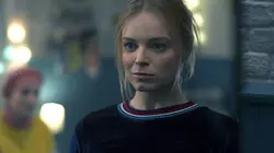 Hoodie S02E09 Un intrus au Q.G.