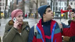 Hoodie  S02E10 Flo le fantôme