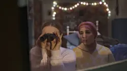 Hoodie  S02E17 La vérité sur Isa