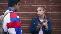 Hoodie  S03E32 Un monde meilleur