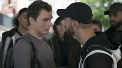 Hoodie  S03E40 Chien méchant