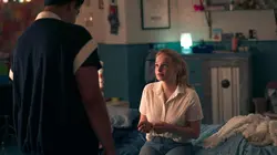 Hoodie  S01E09 Un héros têtu