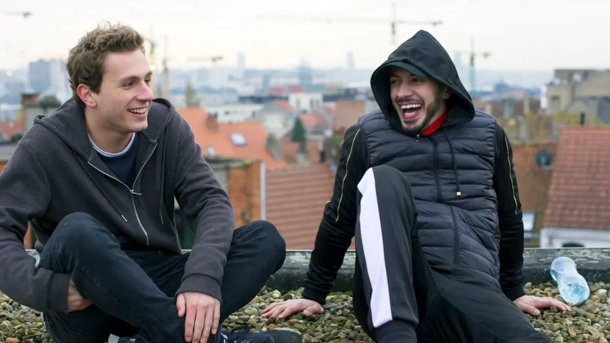 Hoodie S01E30 Le piège