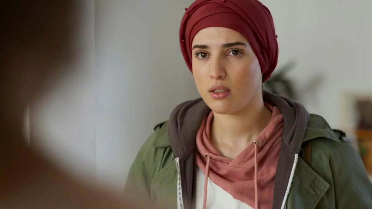 Hoodie S02E34 Hoodie sans Hoodie