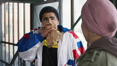 Hoodie S02E47 Les donuts roses