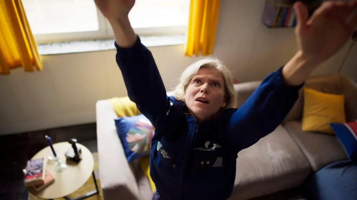 Hoodie S03E06 Vertige