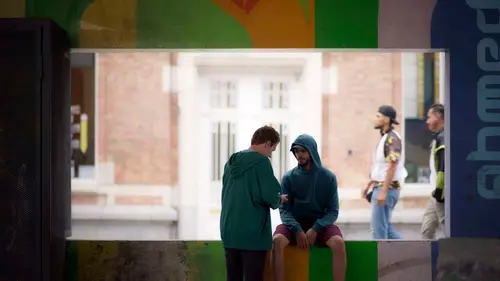 Hoodie S03E14 Entre filles