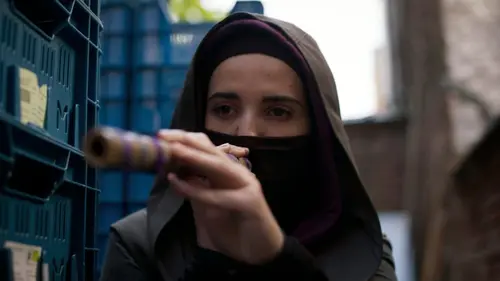 Casting Hoodie S03E47 Réparations