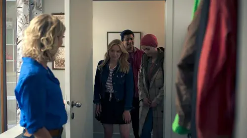 Hoodie S03E10 Le talkie