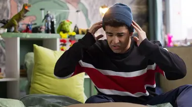 Hoodie S01E31 Hoodie c'est fini