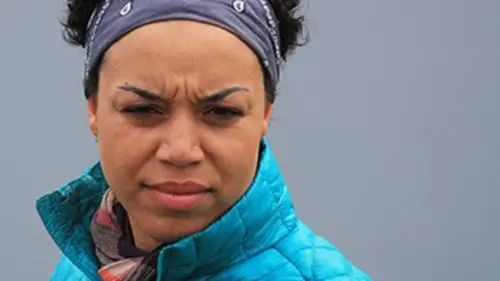 Hors circuits Un cimetière insolite