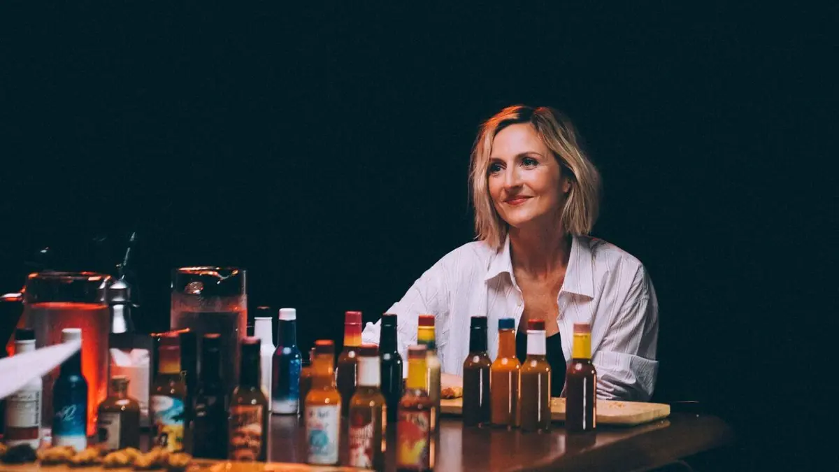 Hot Ones S04E02 Camille Chamoux a eu plus chaud que sur la Flamme