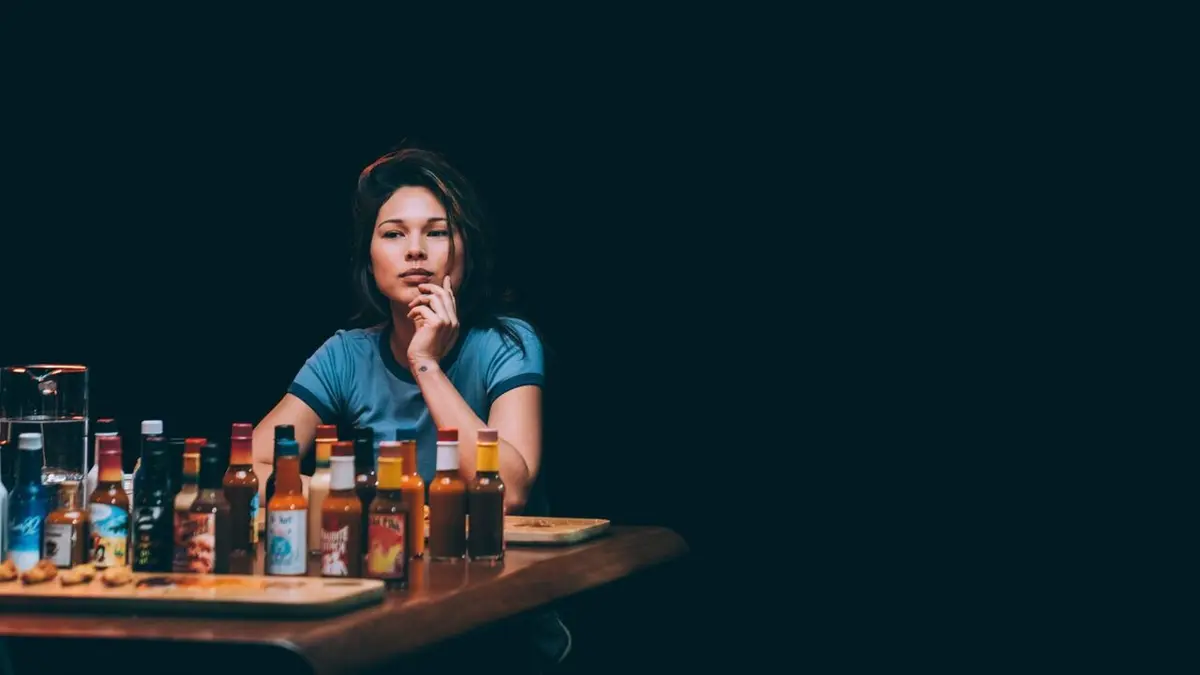 Hot Ones S04E06 Miki, ça pik pik fort quand même