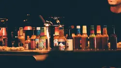 Hot Ones S01E02 Monsieur Poulpe transpire des cheveux