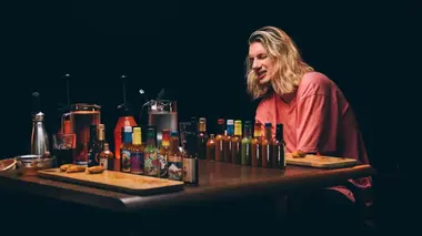 Hot Ones S02E08 Paul Mirabel tombe de l'échelle de Scoville