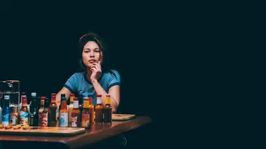 Hot Ones S04E06 Miki, ça pik pik fort quand même