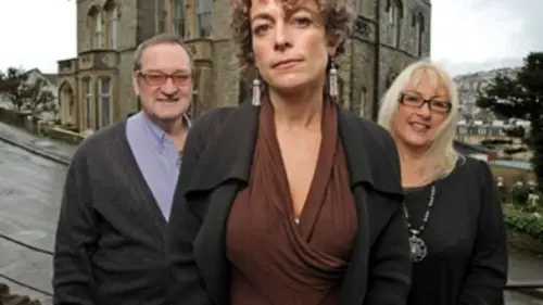 Hotel Inspector S07E05 Retour au Moyen Age