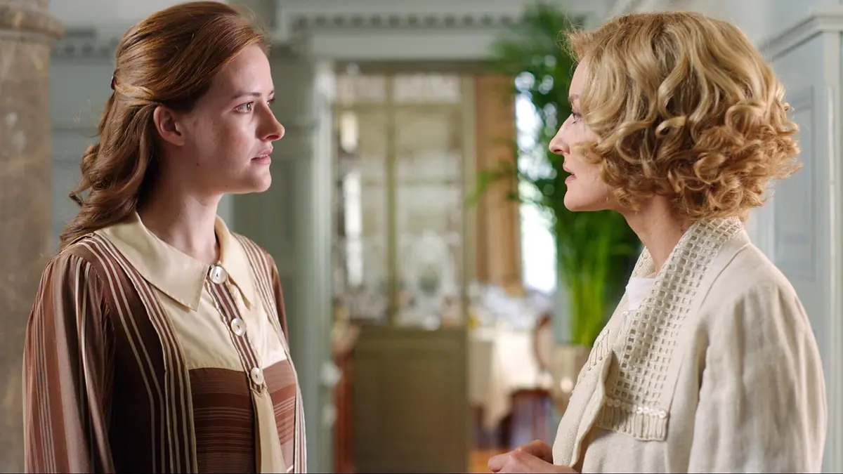 Hôtel Portofino S01E06 Dénouements en streaming