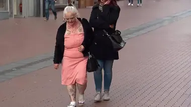 Hotter Than My Daughter NL