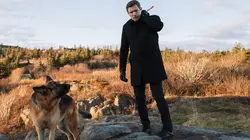 Hudson et Rex S03E09 Enterré vivant