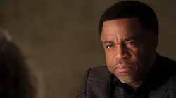 Hudson et Rex S06E03 Les murs ont des oreilles