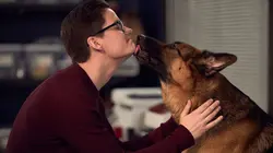 Hudson et Rex S02E14 Caleb coeur de pierre