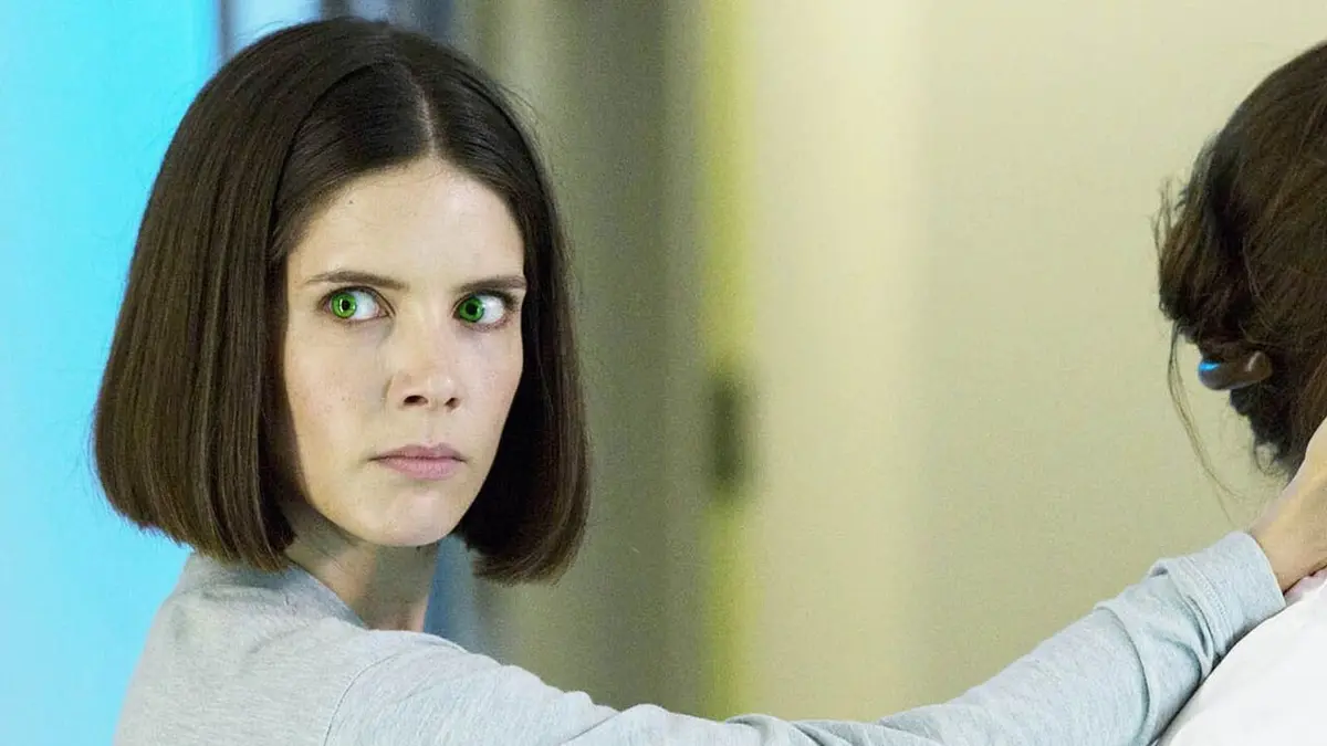 Humans S02E07 Suivre son instinct