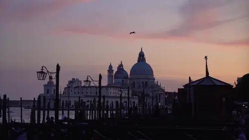 Hyperlieux La place Saint-Marc