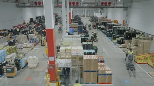 Hypermarchés : dans les coulisses d'un géant de la grande distribution