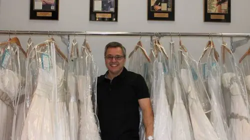 I Found the Gown S02E04