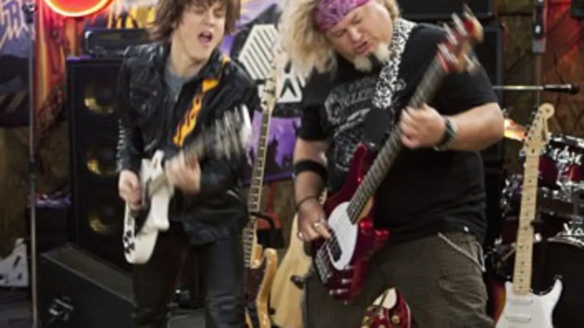 I'm in the Band : Ma vie de rocker S01E17 La vie de croisière d'Iron Weasel