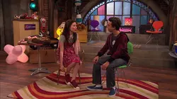 iCarly S01E20 Un petit ami très envahissant en streaming