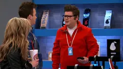 iCarly S05E04 Pear Store