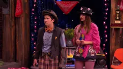 iCarly S02E35 Gibby perd son sang froid