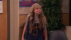 iCarly S02E06 Pour une poignée de dollars