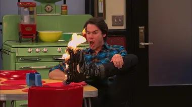 iCarly S05E06 Chip la terreur
