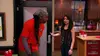 Spencer Shay dans iCarly S05E07 Banni (2012)