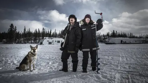 Prisonniers des glaces S01E01 L'hiver approche