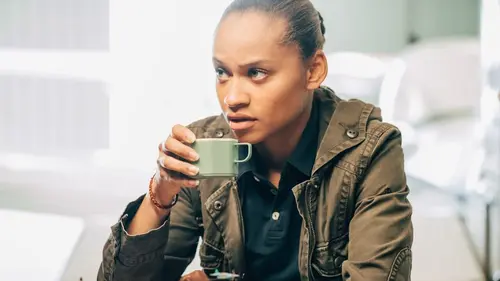 Casting Ils étaient 10 S01E03