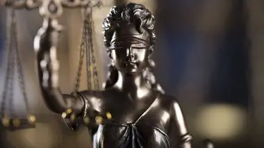 Le propriétaire sème la terreur !