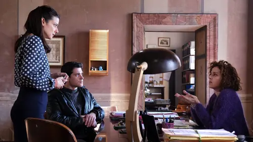 Imma Tataranni, substitut du procureur S03E05 Voleurs d'avenir