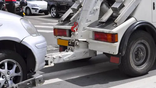 Immersion dans une méga fourrière S01E02 Une intervention hors norme