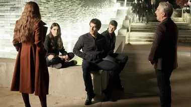 Imposters S01E08 Apprentis arnaqueurs