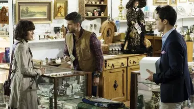 Imposters S02E08 L'arrosé arroseur