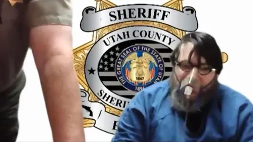 Imposteur : quand tombe le masque