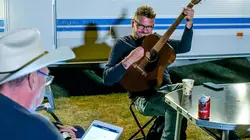 In mijn Caravan S01E06